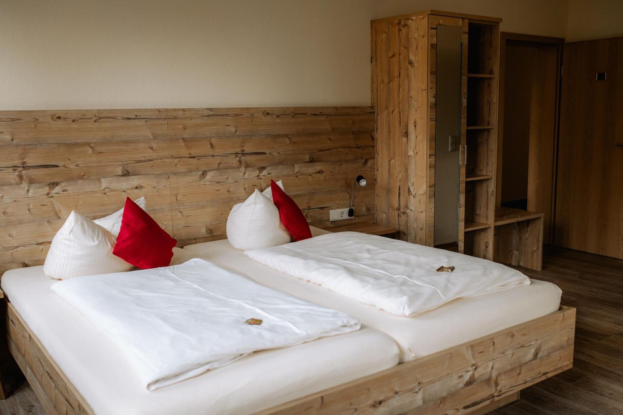 Landhotel Gary Wolframs-Eschenbach Phòng bức ảnh